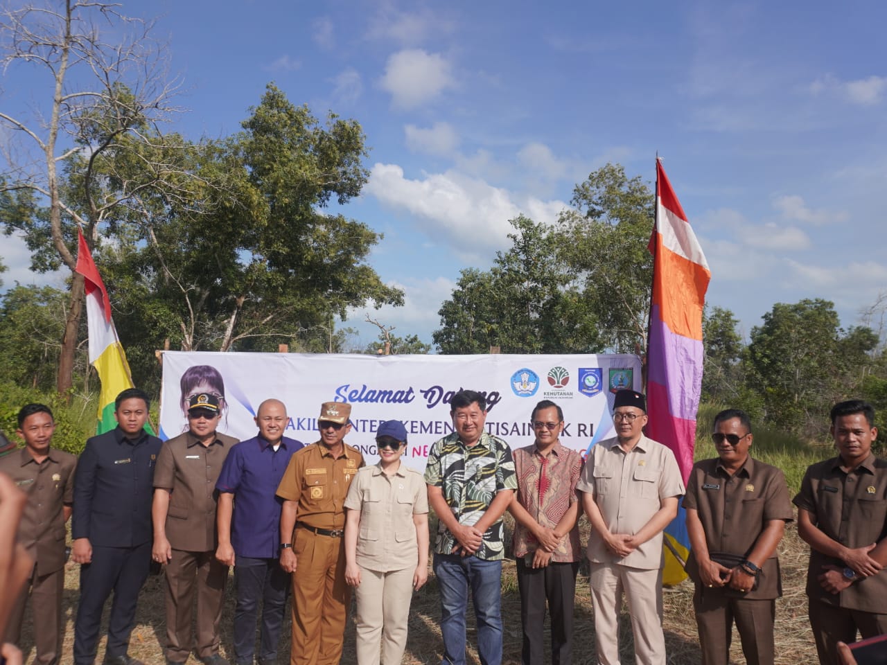 Wakil Menteri Kementerian Pendidikan Tinggi Sains dan Teknologi RI Kunjungi Rencana Lokasi SMA Unggul Garuda di Belitung Timur